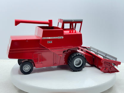 1/20 Massey Ferguson 860