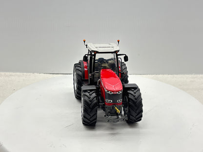 1/32 Massey Ferguson 8680