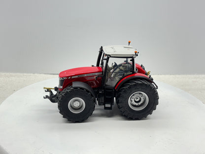 1/32 Massey Ferguson 8680