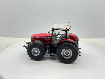 1/32 Massey Ferguson 8680