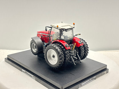 1/32 Massey Ferguson 8680