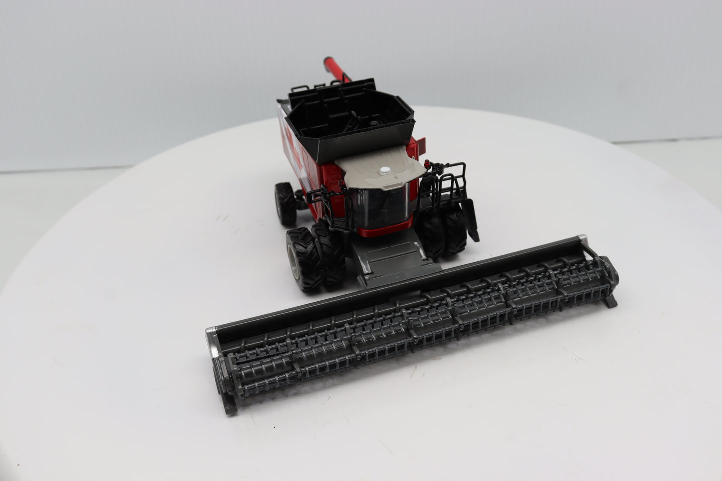 1/64 Massey Ferguson 9565