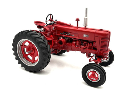 1/16 McCormick Farmall 300 ''Gilson Riecke'' Custom