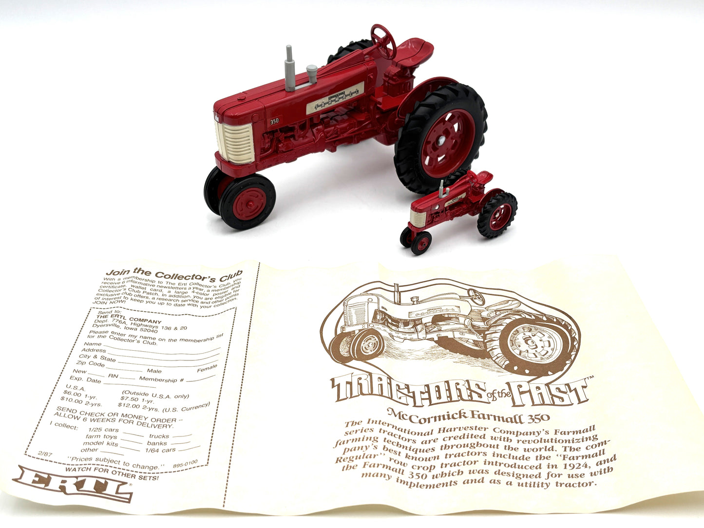 1/16 McCormick Farmall 350 Tractors of the Past Set