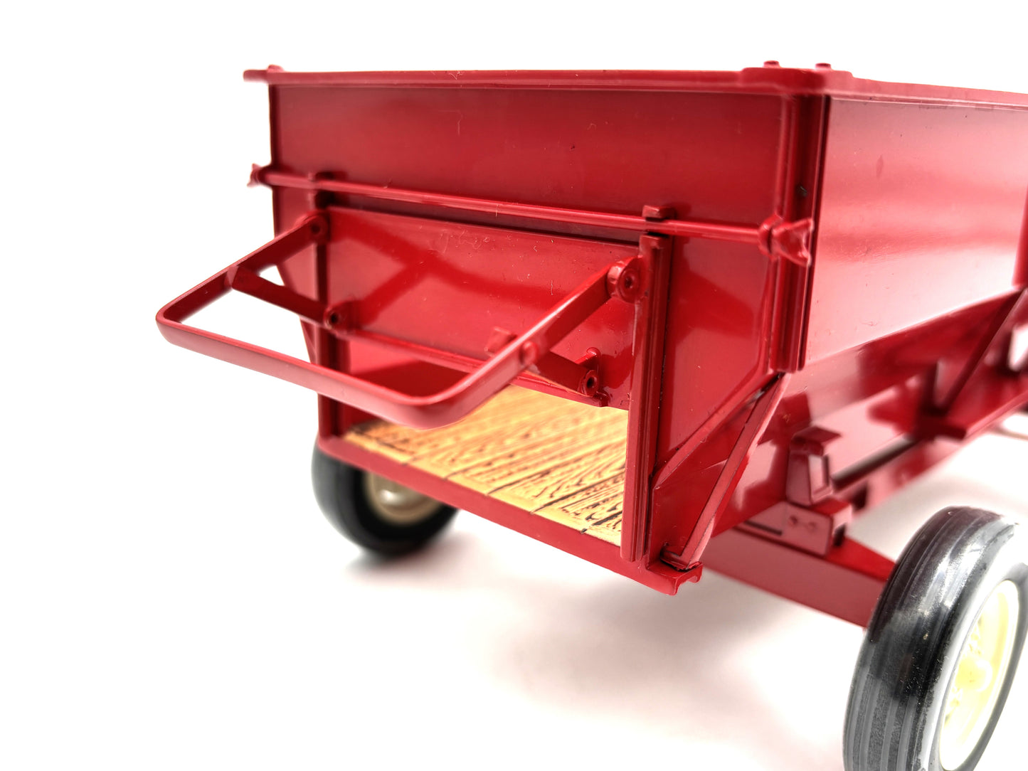 1/16 McCormick Flare Box Wagon Precision
