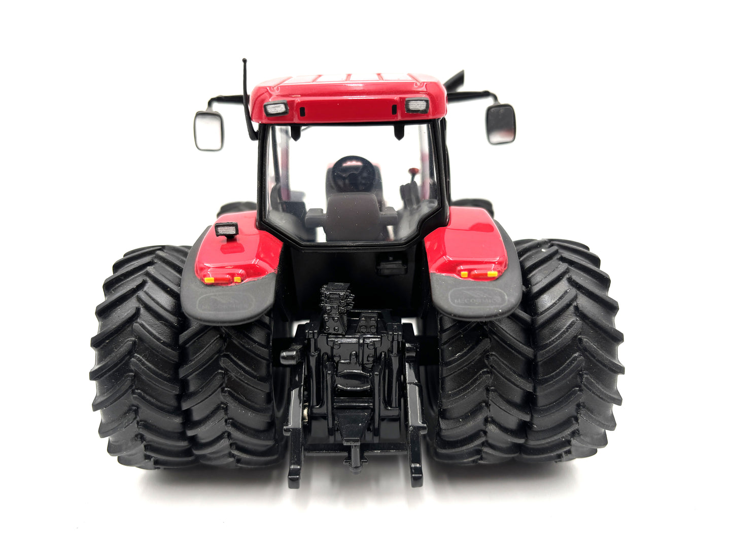 1/32 McCormick MTX145