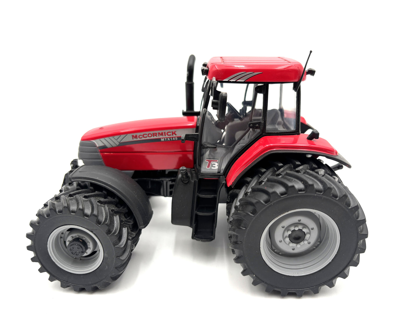 1/32 McCormick MTX145