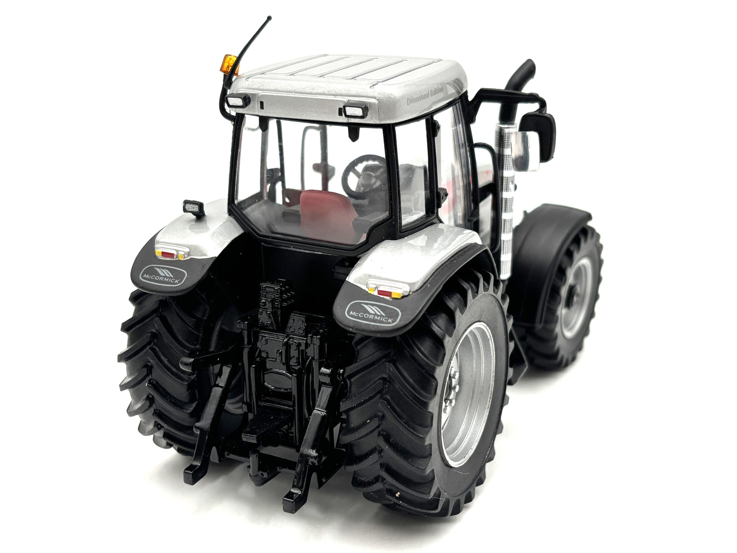 1/32 McCormick MTX150
