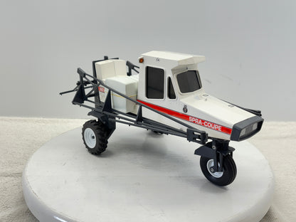 1/16 Melroe Spra-Coupe 220