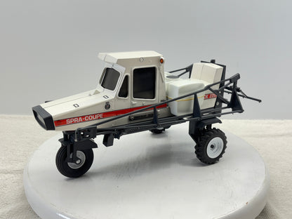 1/16 Melroe Spra-Coupe 220