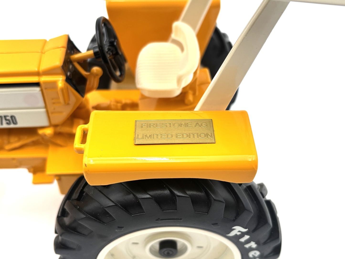 1/16 Minneapolis-Moline G-750 Firestone Edition