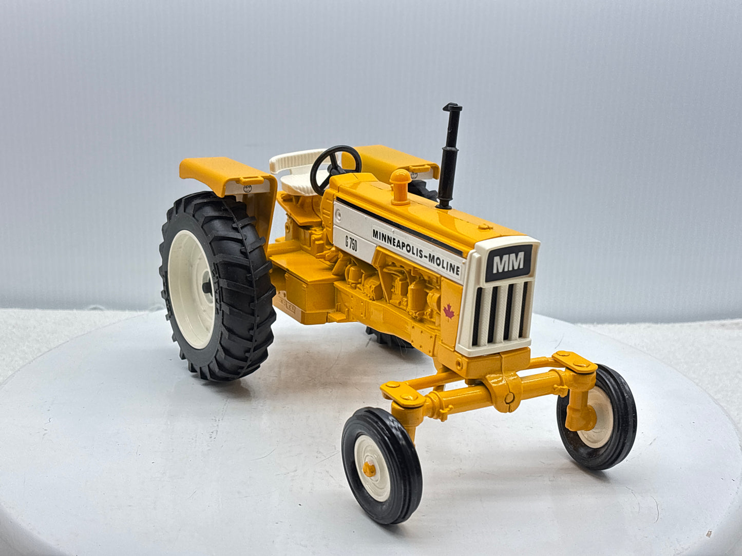 1/16 Minneapolis-Moline G-750 C.I.F.E.S.