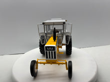 1/16 Minneapolis Moline G940