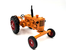 1/16 Minneapolis-Moline ''U'' Wide Front