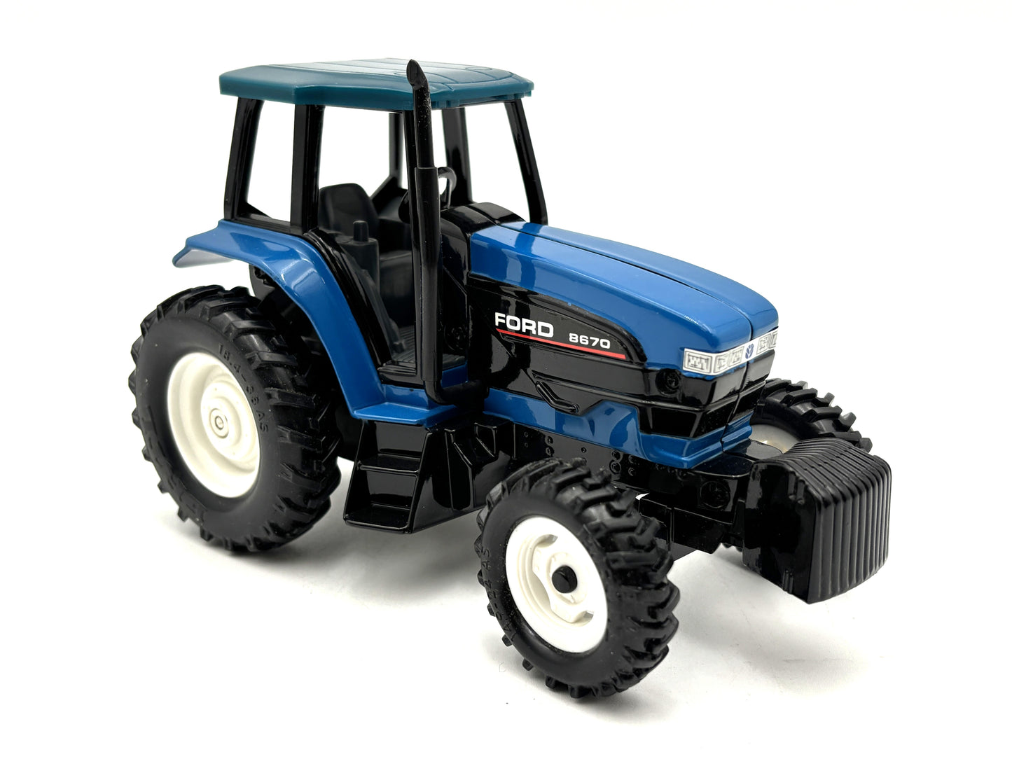 1/32 New Holland 8670 Version 2