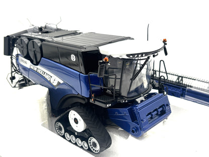 1/32 New Holland CR10.90 Blue Power