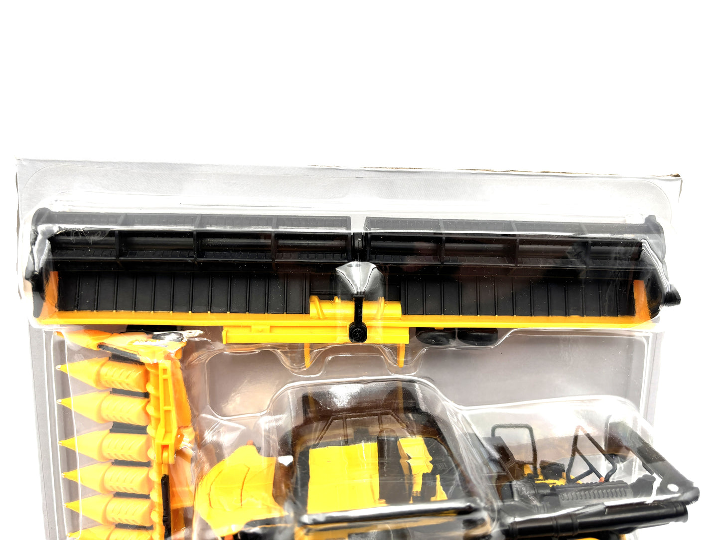 1/64 New Holland CR8.90