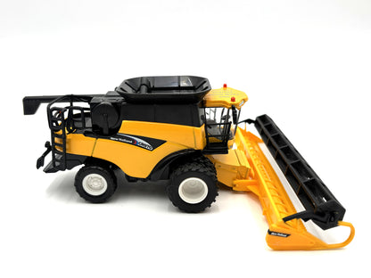 1/64 New Holland CR970 Farm Show