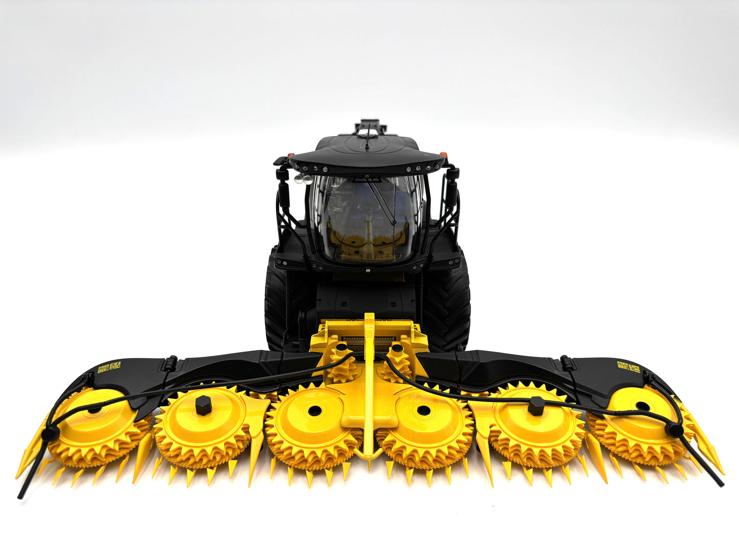 1/32 New Holland FR920 Yellow Bull