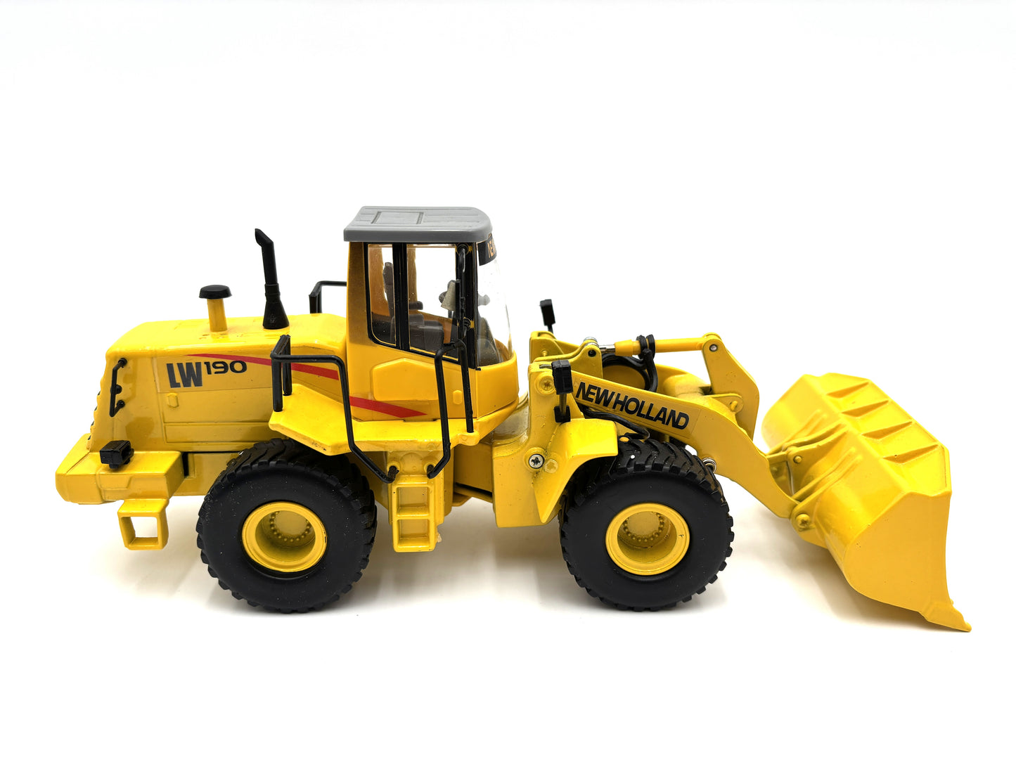 1/32  New Holland LW 190