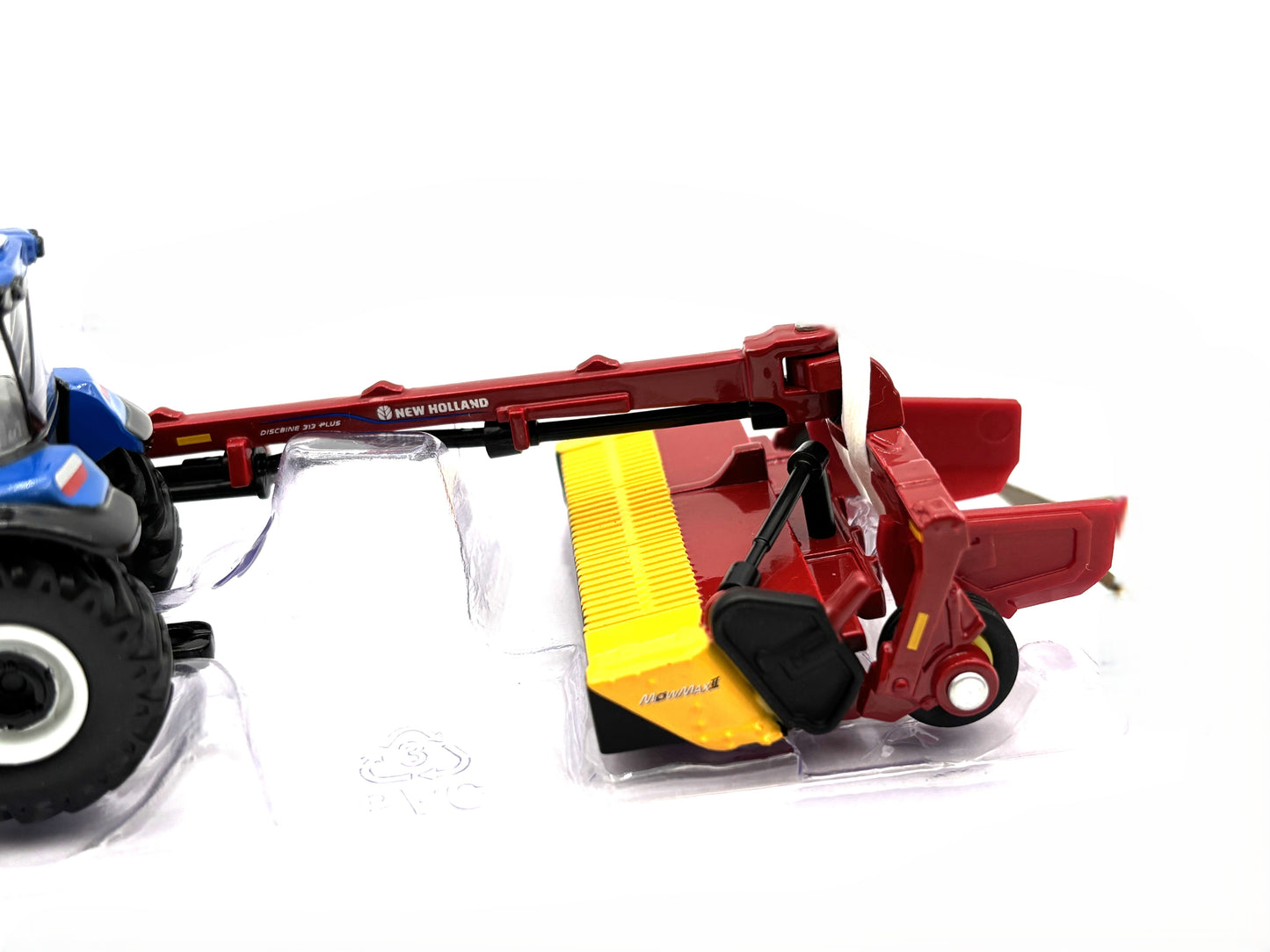 1/64 New Holland Powerstar 120 with 313 Discbine "Chase"