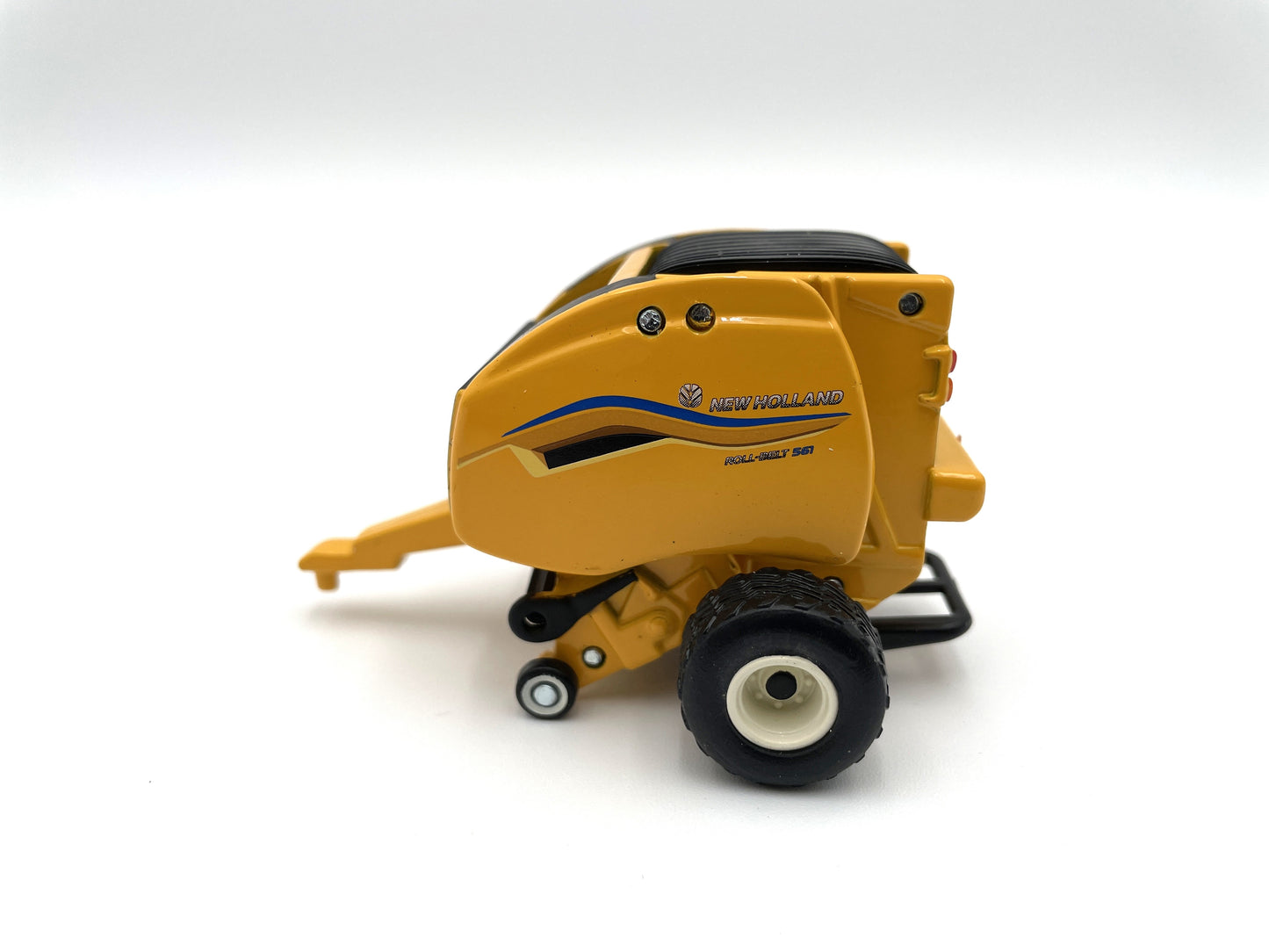 1/64 New Holland ROLL-BELT 561 Round Baler