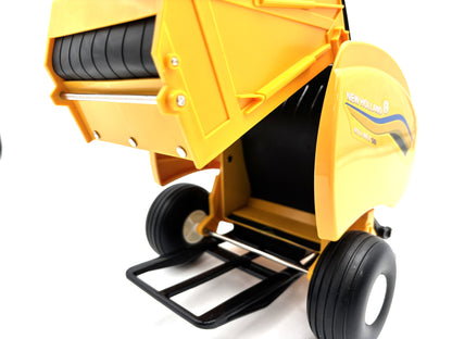 1/16 New Holland Roll-Belt 561