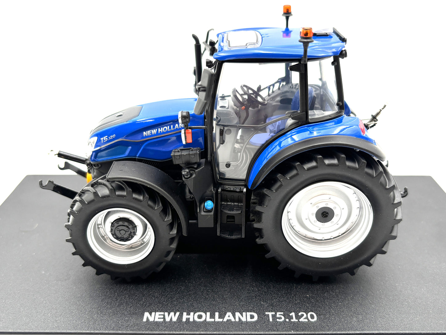 1/32 New Holland T5.120 Dual Command