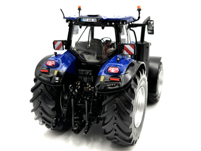 1/32 New Holland T7.440XD Blue Power