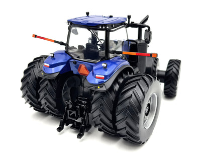 1/32 New Holland T8.415 Prestige