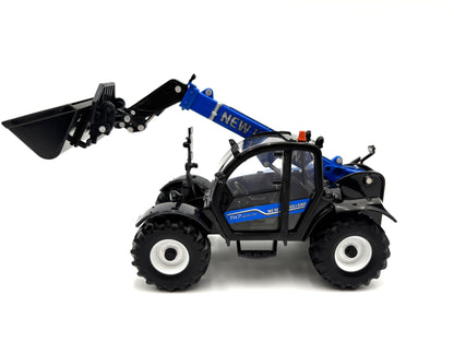 1/32 New Holland TH7.42 Telehandler