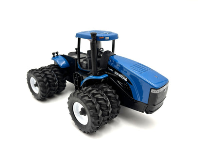 1/32 New Holland TJ 450 Dealer Launch