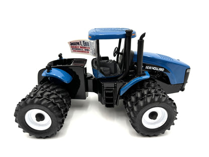 1/32 New Holland TJ 450 Dealer Launch