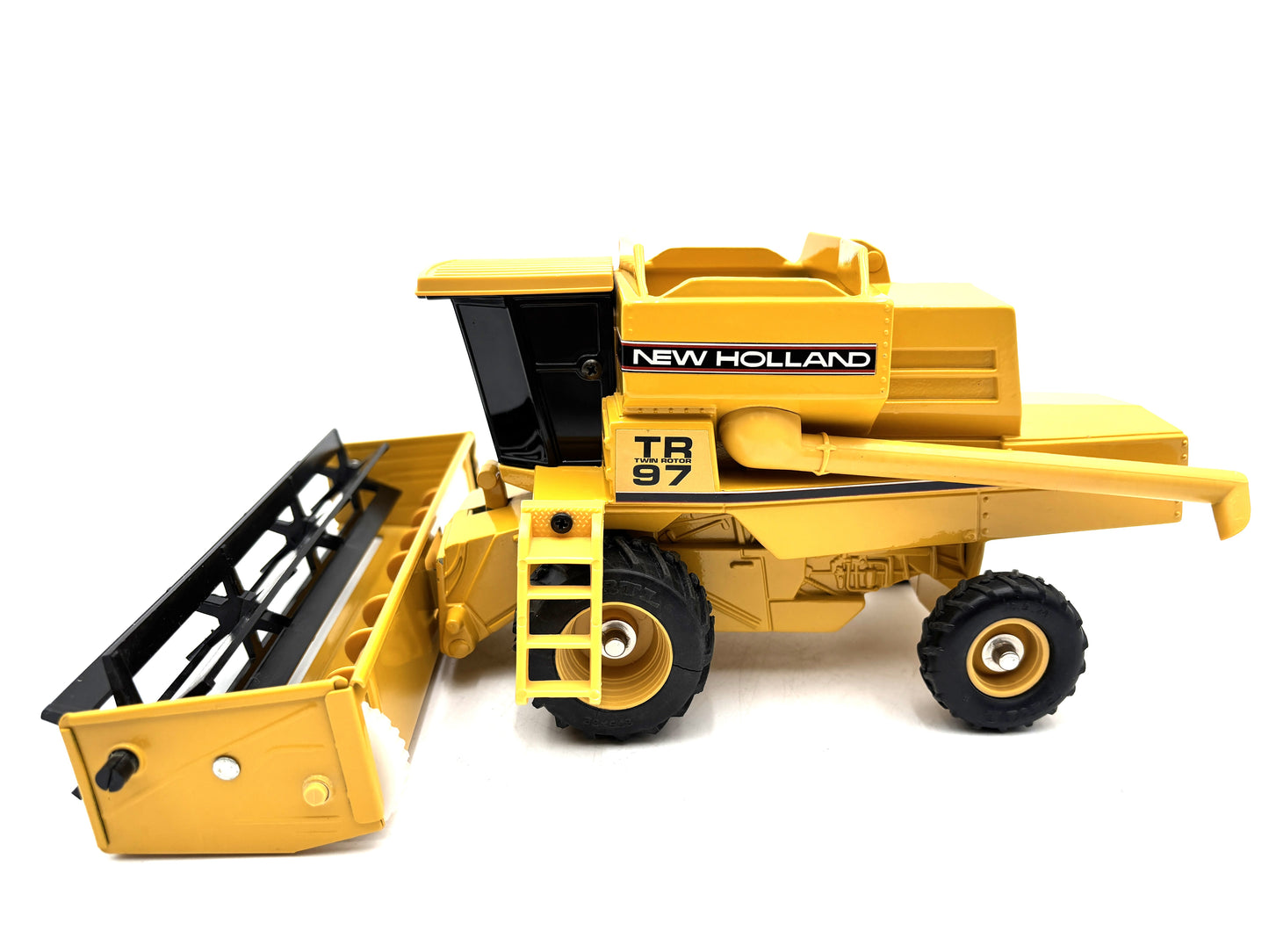 1/32 New Holland TR 97 Twin Rotor