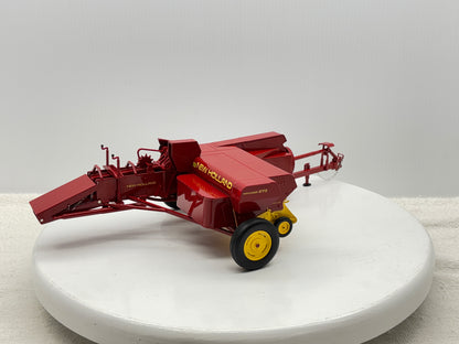 1/16 New Holland 273