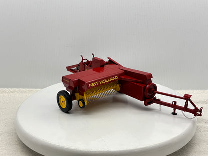 1/16 New Holland 273