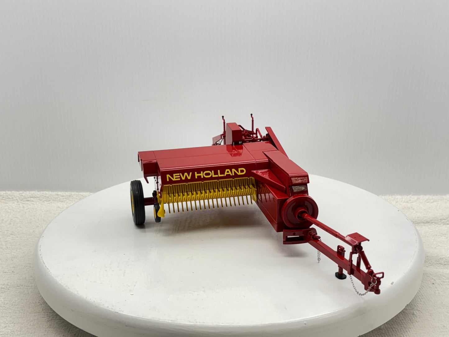 1/16 New Holland 273