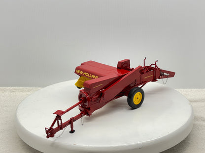 1/16 New Holland 273