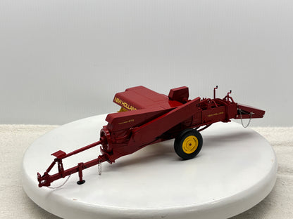 1/16 New Holland 273