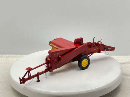 1/16 New Holland 273