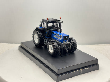 1/32 New Holland 8830