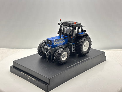 1/32 New Holland 8830