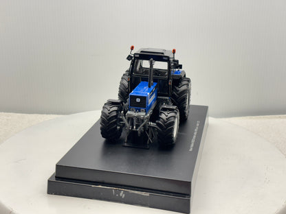 1/32 New Holland 8830