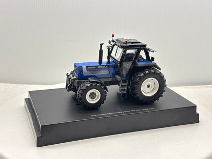 1/32 New Holland 8830