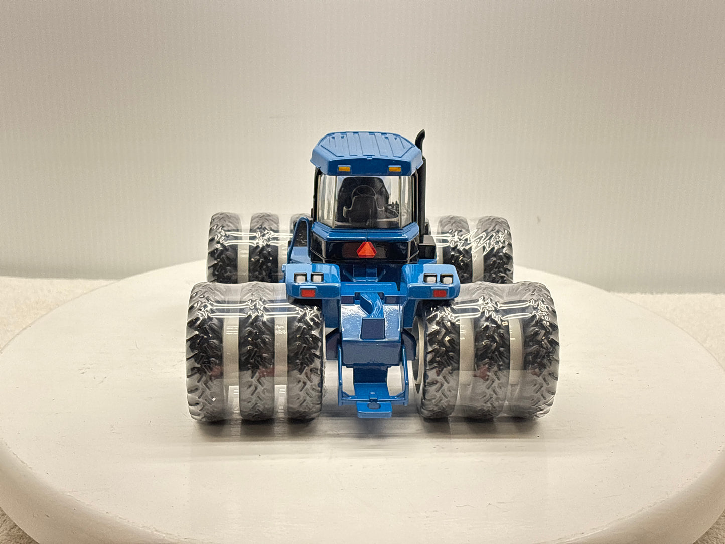 1/32 New Holland 9882 Collectors Edition