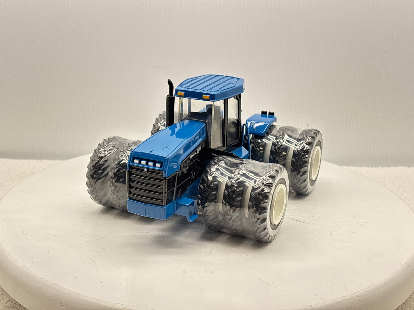 1/32 New Holland 9882 Collectors Edition