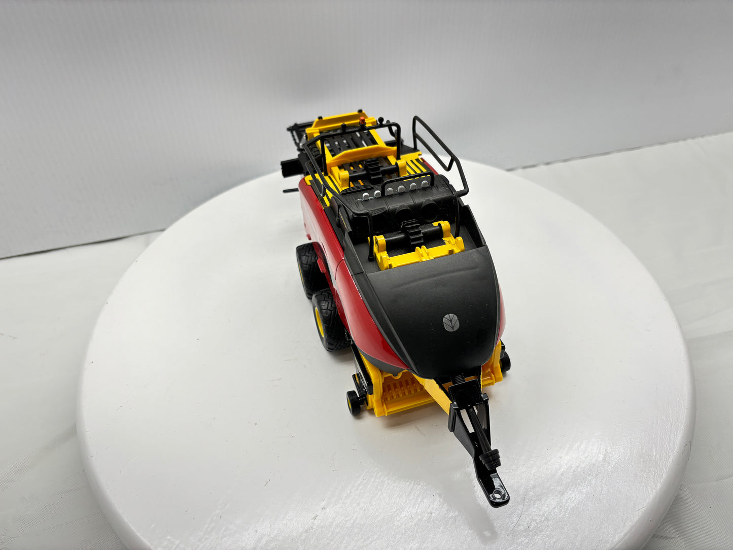 1/32 New Holland BigBaler Plus