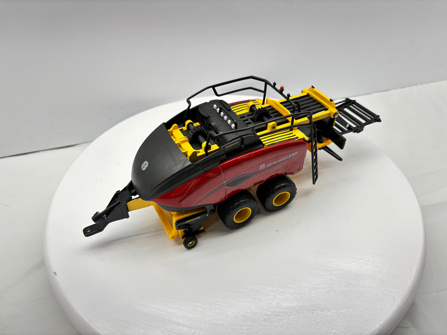 1/32 New Holland BigBaler Plus