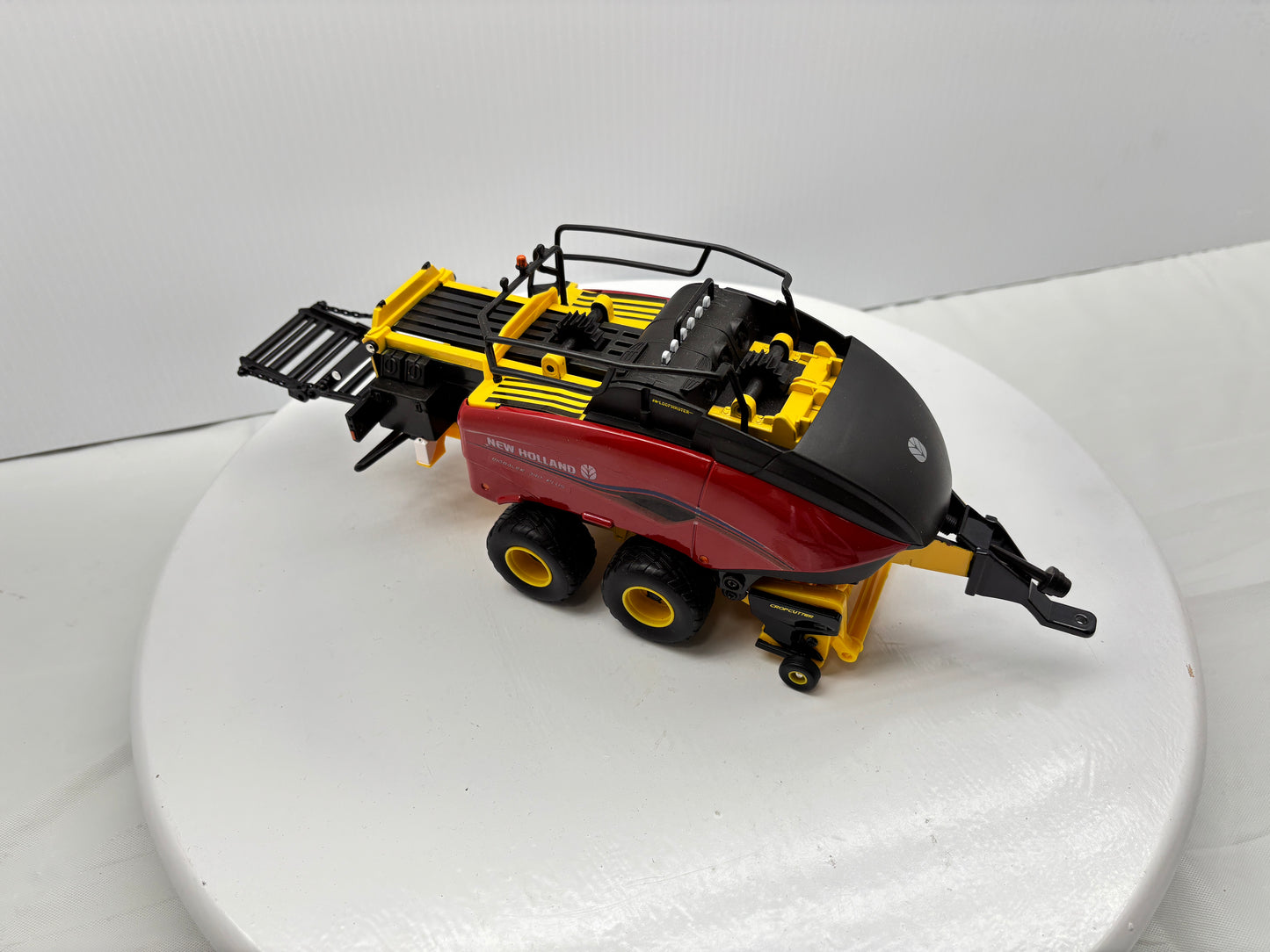 1/32 New Holland BigBaler Plus