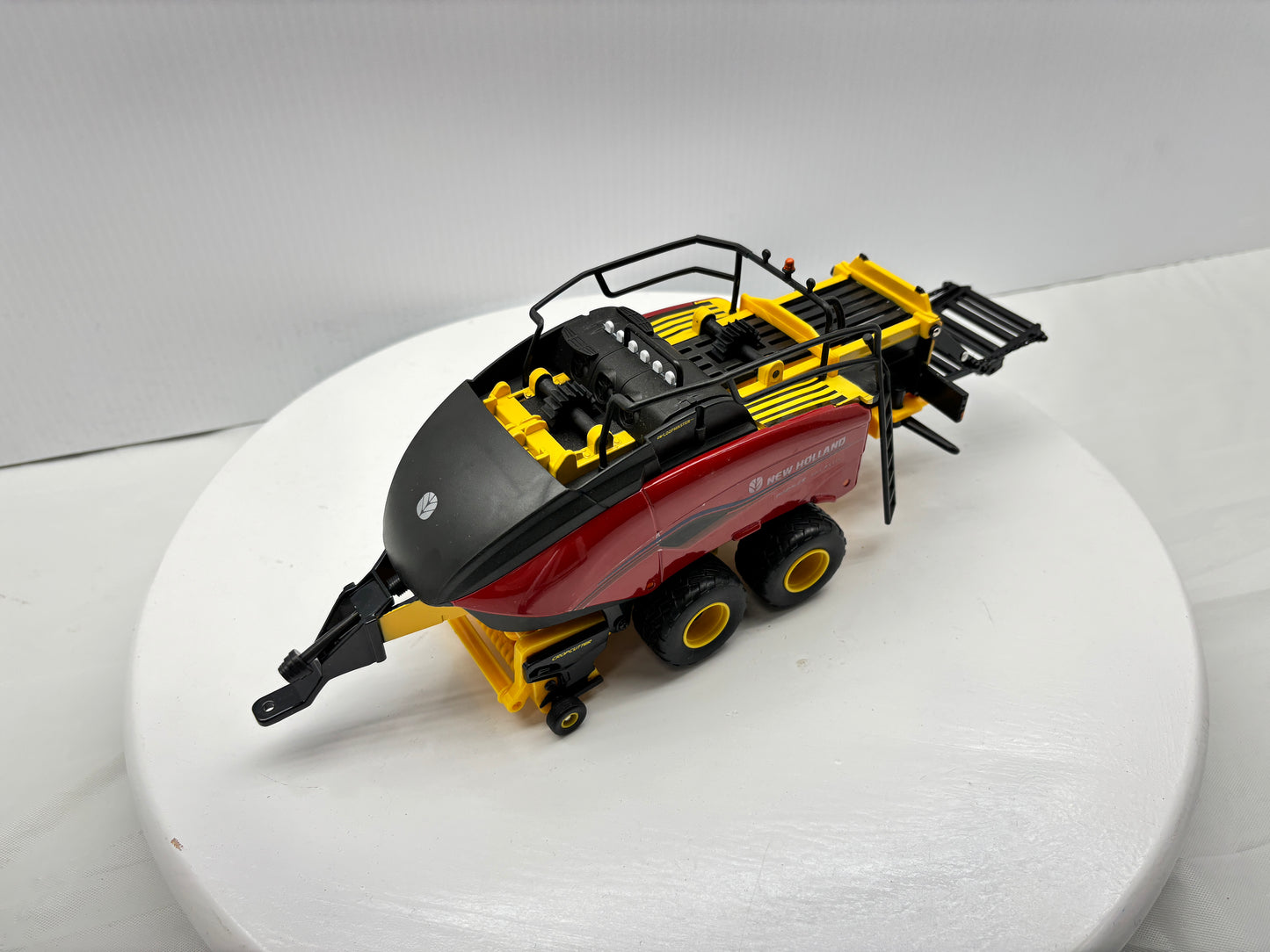 1/32 New Holland BigBaler Plus